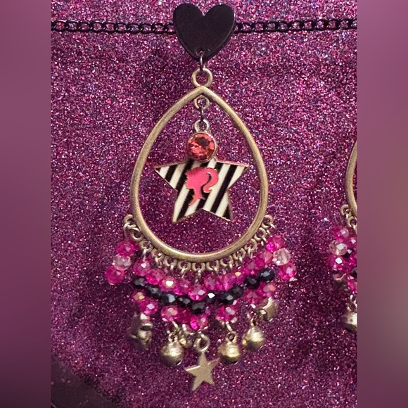SGC619 stripped stars Barbie cameo boho pink and black  earrings - Picture 4 of 5